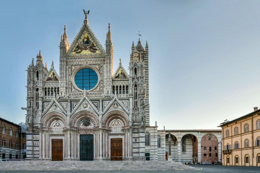 锡耶纳Palazzo Celsi Pollini Duomo Casa Emma公寓 外观 照片